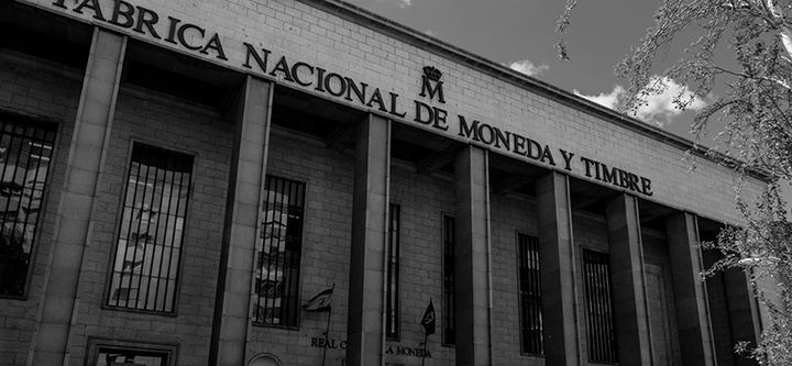 Fachada de la calle de Jorge Juan de la Fábrica Nacional de Moneda y Timbre - ©JMPhotographia
